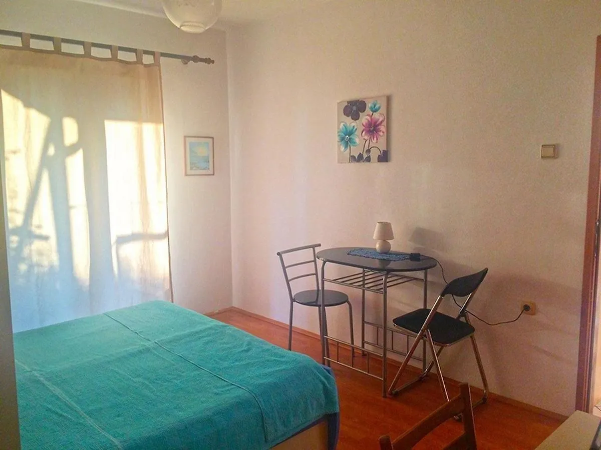 Apartments With A Parking Space Lopar, Rab - 21808
