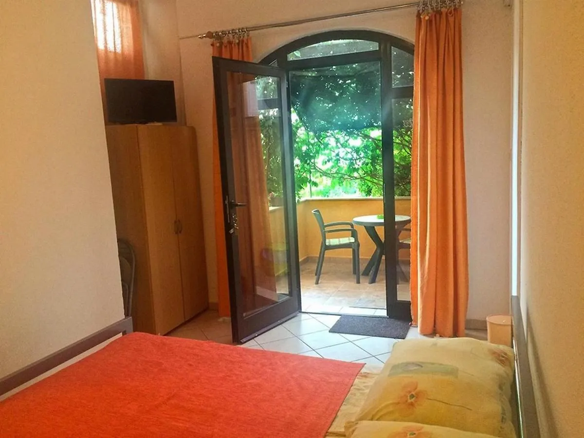 Apartments With A Parking Space Lopar, Rab - 21808 0*, Lopar Croatia